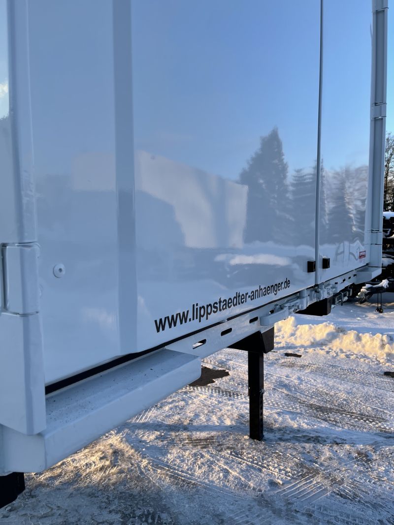 #17821 - Bild: 5 | Tiefkühl – Wechselkoffer mit Kühlgerät | BDF-System 7.450 mm lang, LACK NEU!